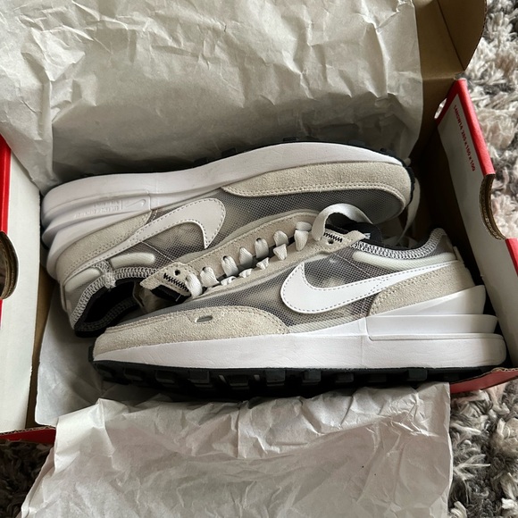 Nike Waffle One women’s size 6 - Picture 5 of 6